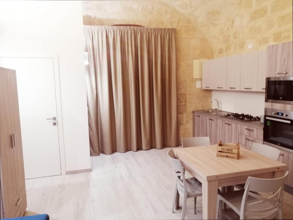 Albachiara Suite Trani Bagian luar foto